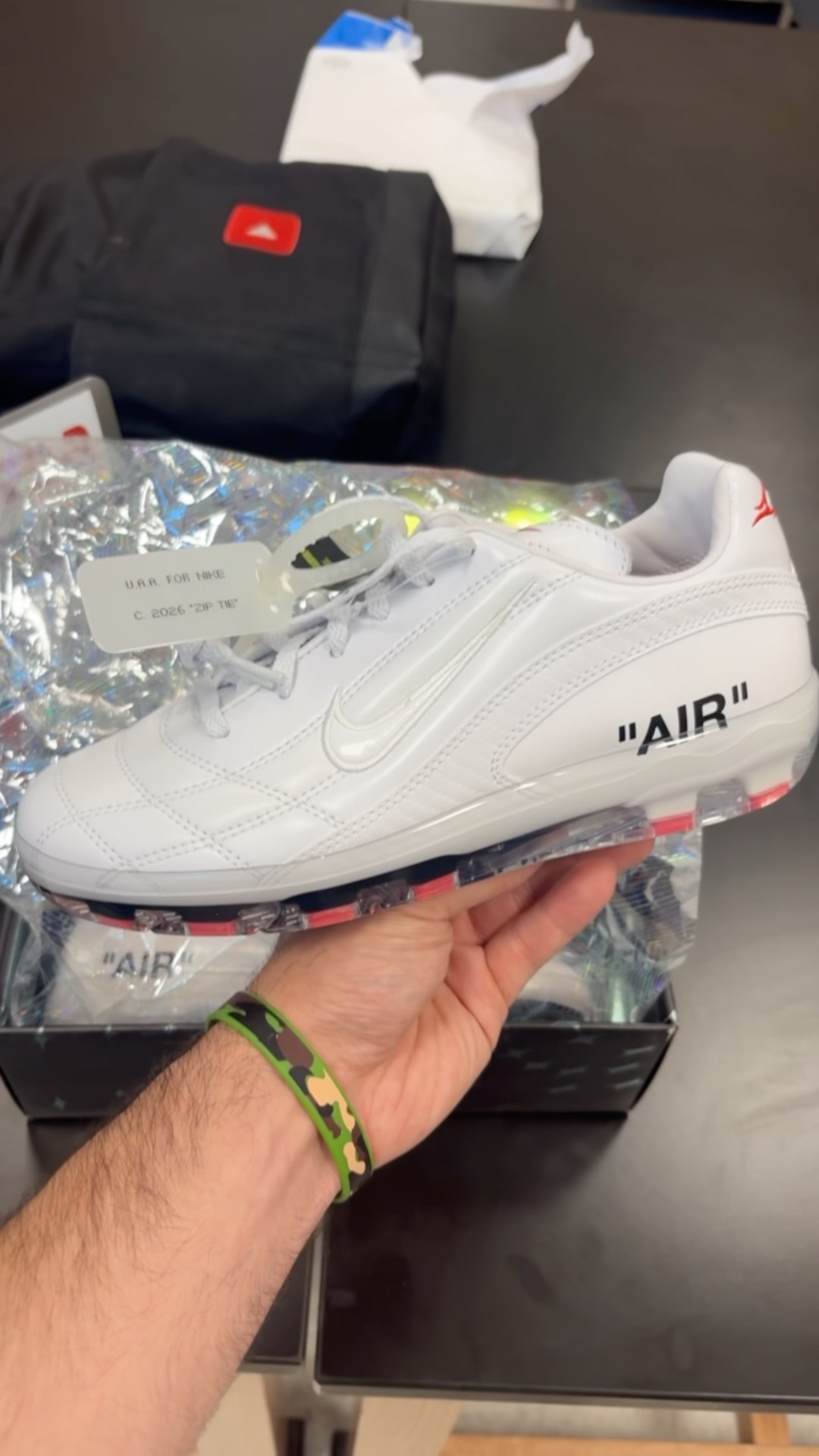 IN HAND LOOK! CRYOSHOT ZOOM M9 X USA X V.A.A 'WHITE AND UNIVERSITY