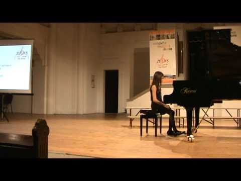 Eva Siladji plays Ravina Etude