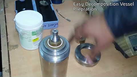 Automatic Isoperibol Bomb Calorimeter IP 1: Laboratory Instrument