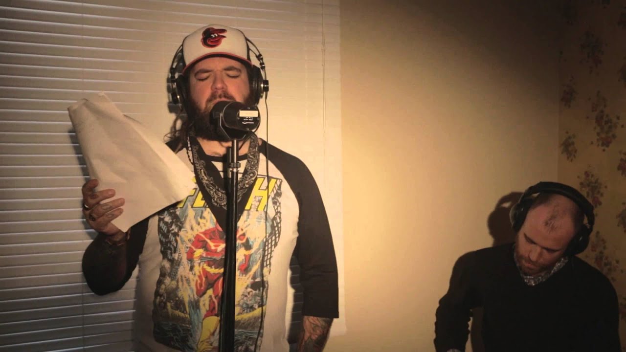 Watch MIRACLES - CARRÉ ROUGE avec Karl Tremblay on YouTube Watch MIRACLES - CARRÉ ROUGE avec Karl Tremblay on YouTube