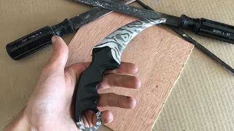 How to make a Karambit from CS:GO