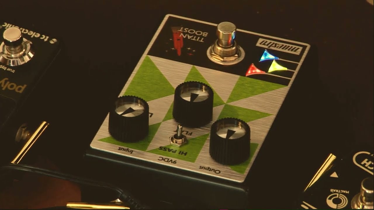 Maestro Titan Boost (great clean booster) - with 2021 Fender