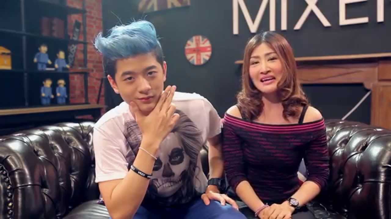 Special Scoop : Porsche with Mom