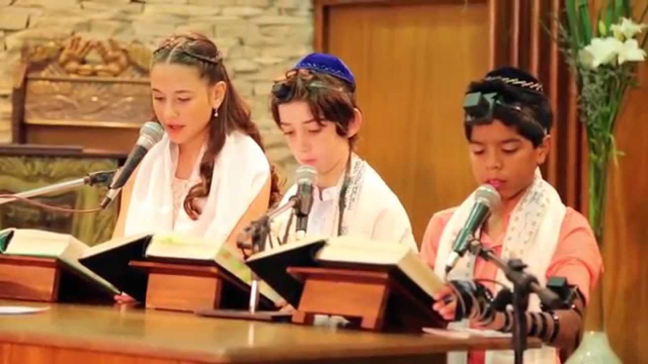 Ceremonia de Bat Mitzvah - YouTube
