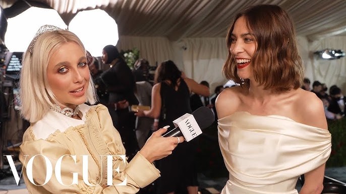 Janelle Monáe Interviews Emma on the Met Red Carpet