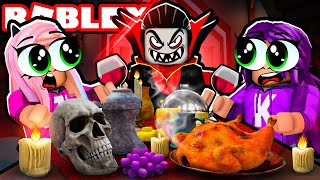 We ate dinner at Dracula's Castle at Midnight! | Roblox: Dracula Story