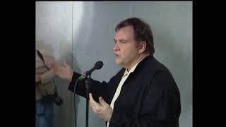 Meat Loaf Legacy - 2003 Talks about the 2003 Wembley collapse on stage