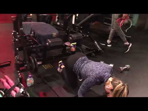 Glue kickbacks on a hamstring curl machine