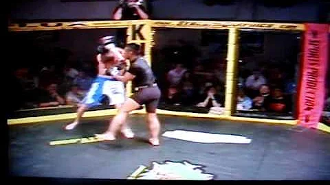 Tri-State Cage fighting Tyler McDermott vs Joey mo...