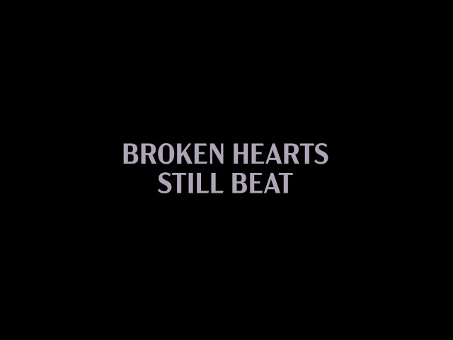 Lainey Wilson - Broken Hearts Still Beat (Official Lyric Video)