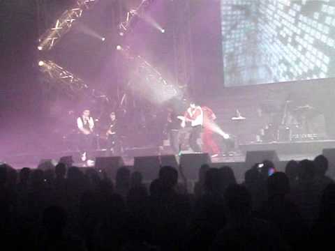 小肥@ 31/12/08古巨基大马演唱会.7