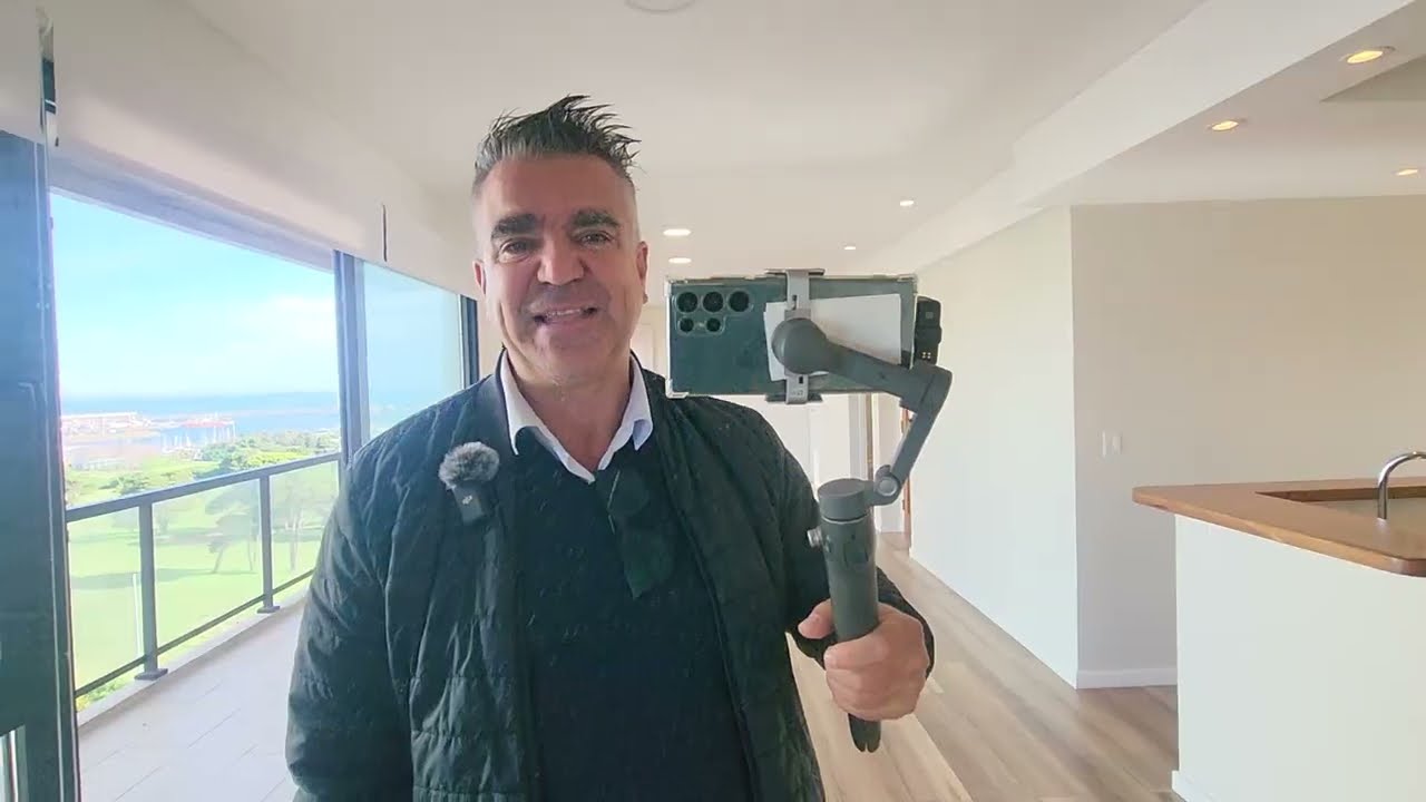 Venta - Piso tres ambientes con vista al golf cochera y baulera - Pringles 229 - Mar del Plata