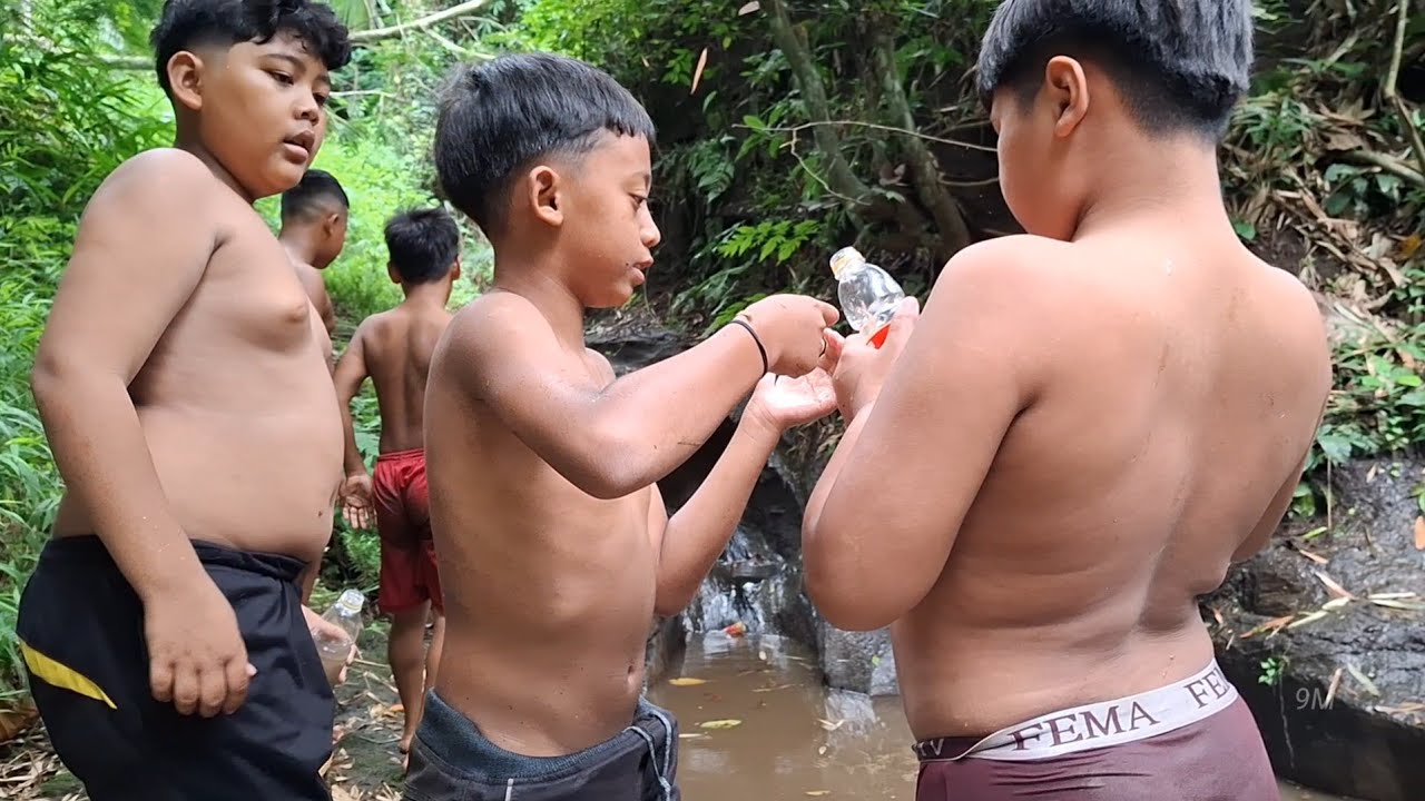Nyeser Udang Hitam di Saigon...