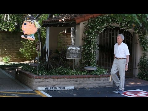 Clint Eastwood Takes A Swing At Ellen