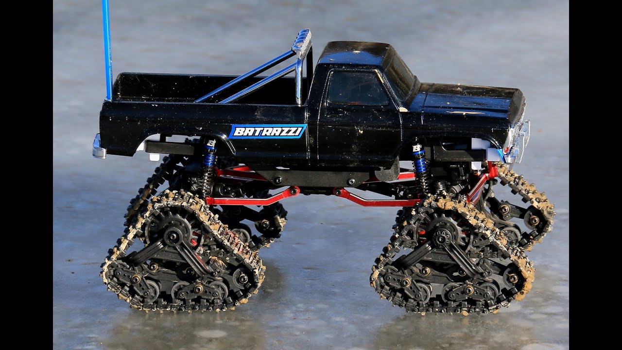 The FMS Smasher & HPI Mustang on ice 🥌 😀