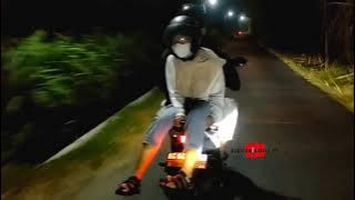 LUCU LIANE NGONTRAK DUNIA MILIK BERDUA