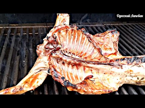 HOW TO PREPARE A RABBIT ON A SPIT. MANGALE. GRILLED SABER SMOKED. IN CREAM