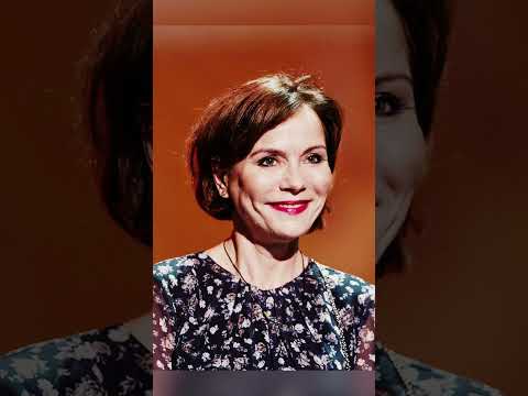 НЕ УПАДИТЕ УВИДЕВ! Вот как выглядит 51-летняя Екатерина Семенова на самом деле... #Shorts
