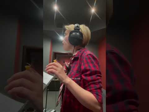 Ольга Кузьмина озвучивает Чебурашку / Часть 2 🤩