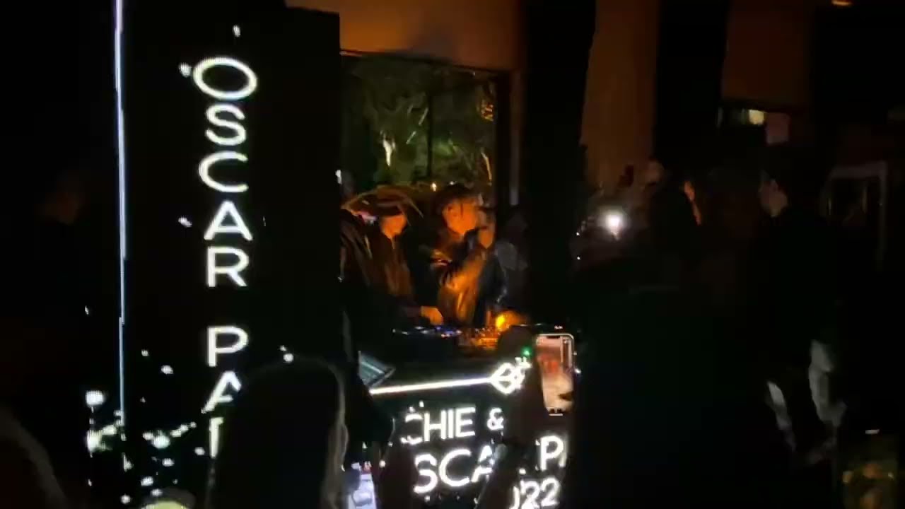 TRAVIS SCOTT PERFORMS FOR THE FIRST TIME AT OSCAR PARTY