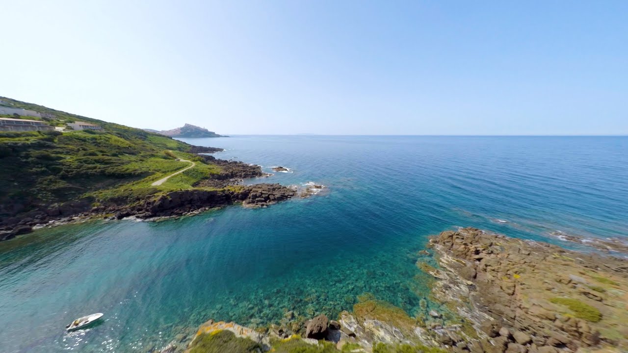 Baia Ostina - Castelsardo - Sardegna FPV Cinematic 😎🚀