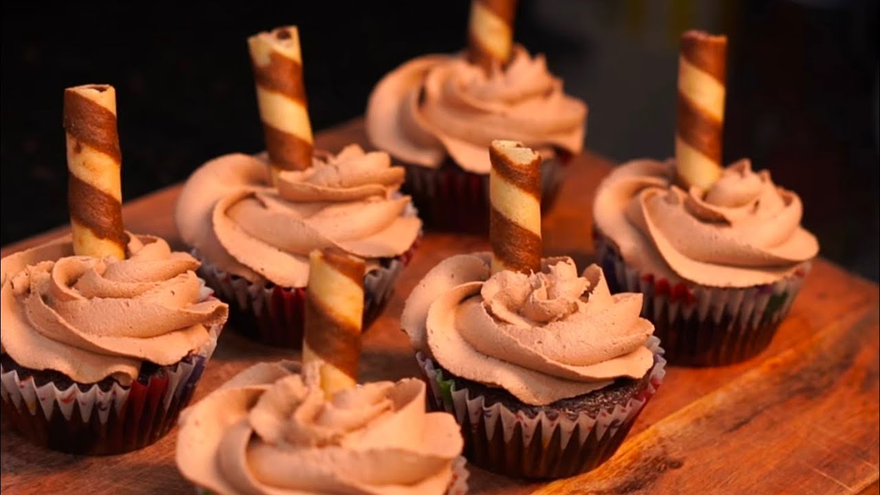 Chocolate Cupcake Recipe | Moist & Soft Eggless Chocolate Cupcakes | Easy Baking at Home