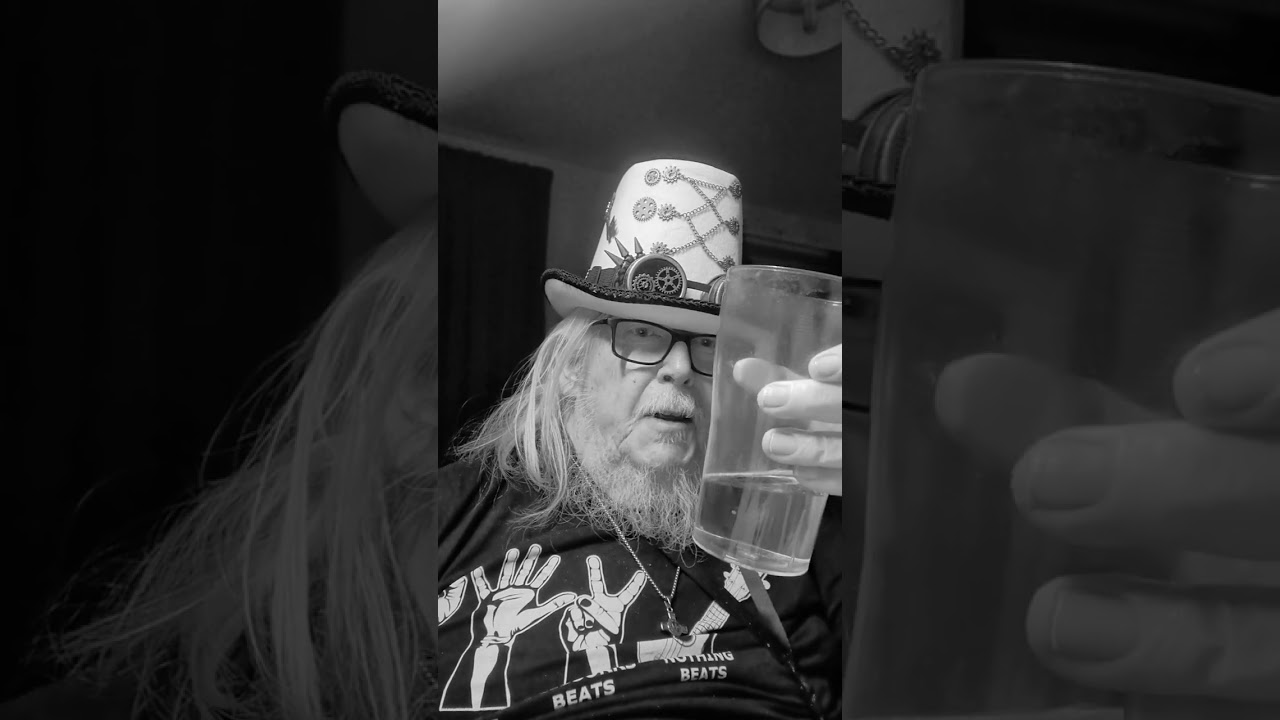 Hello.. I'm  back... 