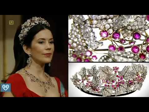 Wideo: Najbogatsze księżniczki na świecie: nie tylko zyskują Tiarę, są również bogate w Royally!