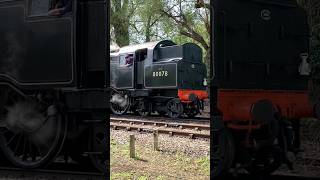 Gőzös körbejárás közben. #vasút #vonat #trainspotting #train #vonatok #railway #steamtrain