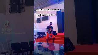 Reading a book and then seben music hits😱‼️ #liveentertainment