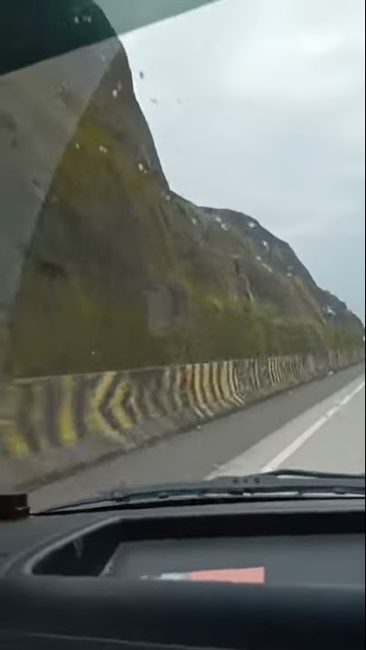 Jalur tol paling indah se Indonesia