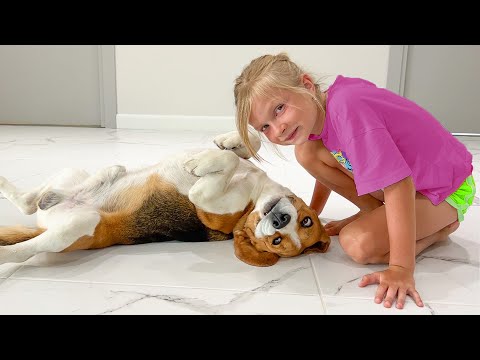 СОФИЯ УЧИТ ЩЕНКА КОМАНДАМ. СОФУНЬЯ ШАЛУНЬЯ