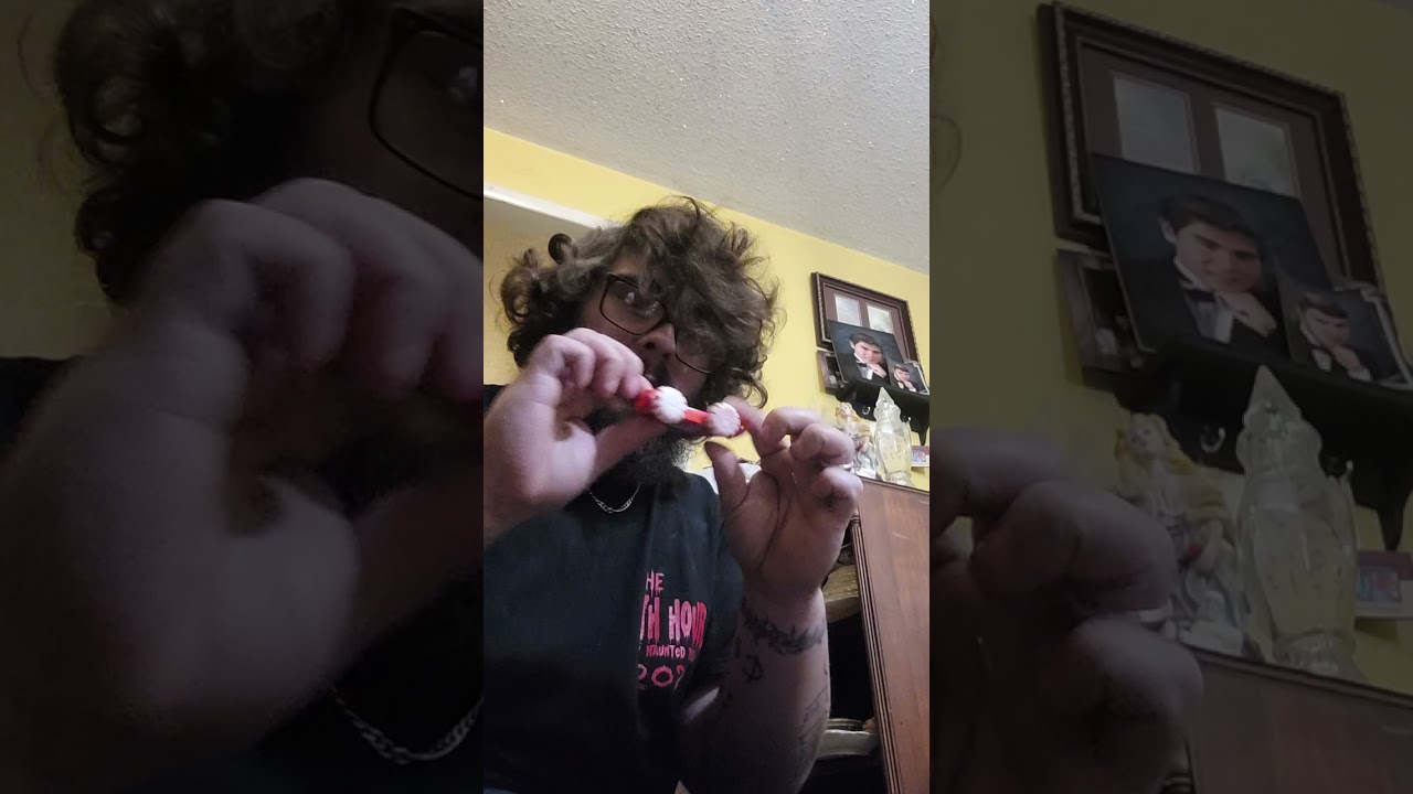 how to make a candy train for Christmas 