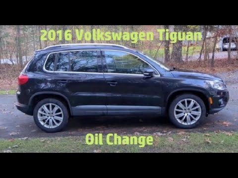 2016 Volkswagen Tiguan Oil Change - YouTube