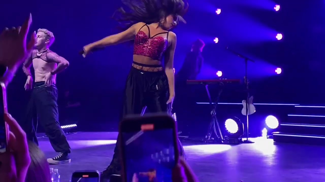 TATE MCRAE CONCERT (LONDON ,KENTISH TOWN FORUM) 15/06/22