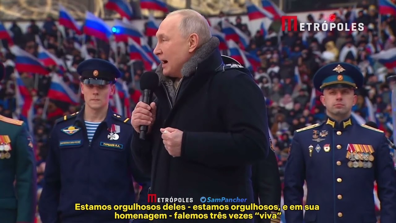 “Deus, pátria e família” | A íntegra do discurso de Putin para estádio lotado
