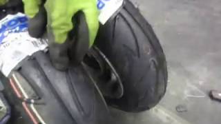 スクーター用タイヤ　八王子　アルミ製ホイールの作業　【高尾・西八王子・八王子・豊田・日野】