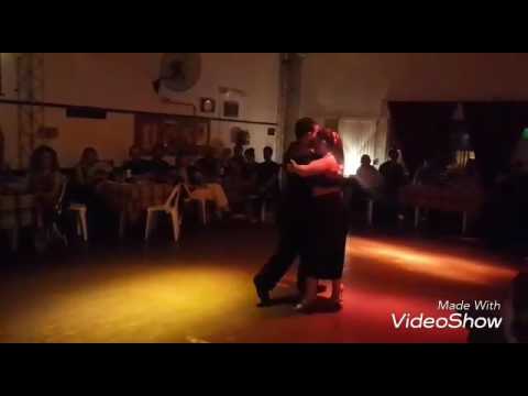 LAURA SASTRÍA & JUAN ANDRADA. Bailan el tango amurado( mafia y Laurenz)
