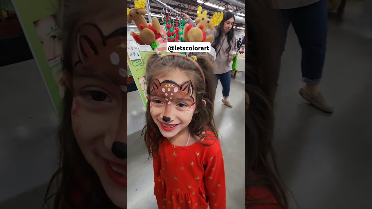 A cute reindeer face paint! 🎄 