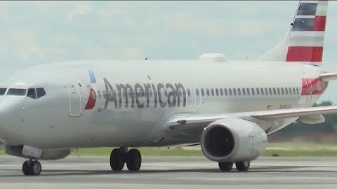 Father speaks out after teen banned from airline over 