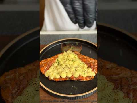 ЗАПЕЧЕННЫЙ ХВОСТ ЛОСОСЯ С ПЮРЕ 😋 Очень вкусно получилось - обязательно готовь и поделись с подругой
