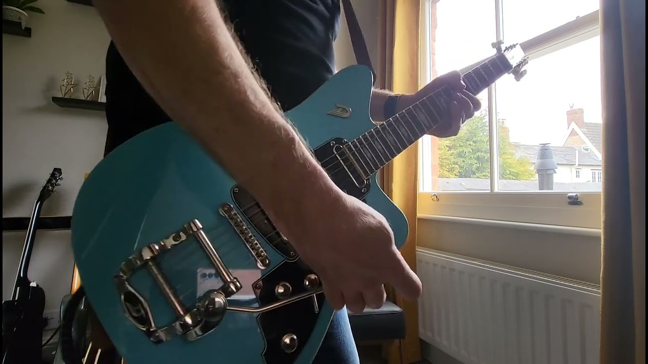 Duesenberg Paloma - Comfortably Numb 