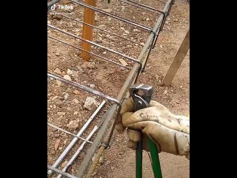 Vídeo: A estaca-prancha é a chave para um trabalho de construção seguro