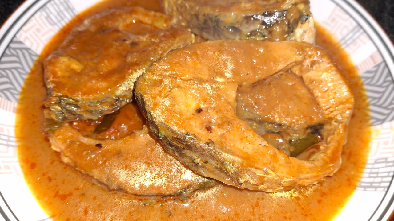 అమ్మమ్మ స్టైల్ చేపల పులుసు  ఇలా చేసి చూడండి రుచి అసలు మరిచిపోలేరు /village style fish pulusu