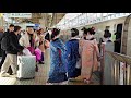 京都駅から新幹線に乗られる世界的スター | 海外の反応
