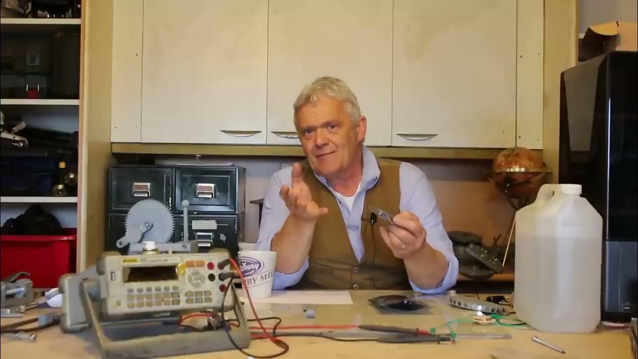 004 Making An Emergency Phone Charger - YouTube