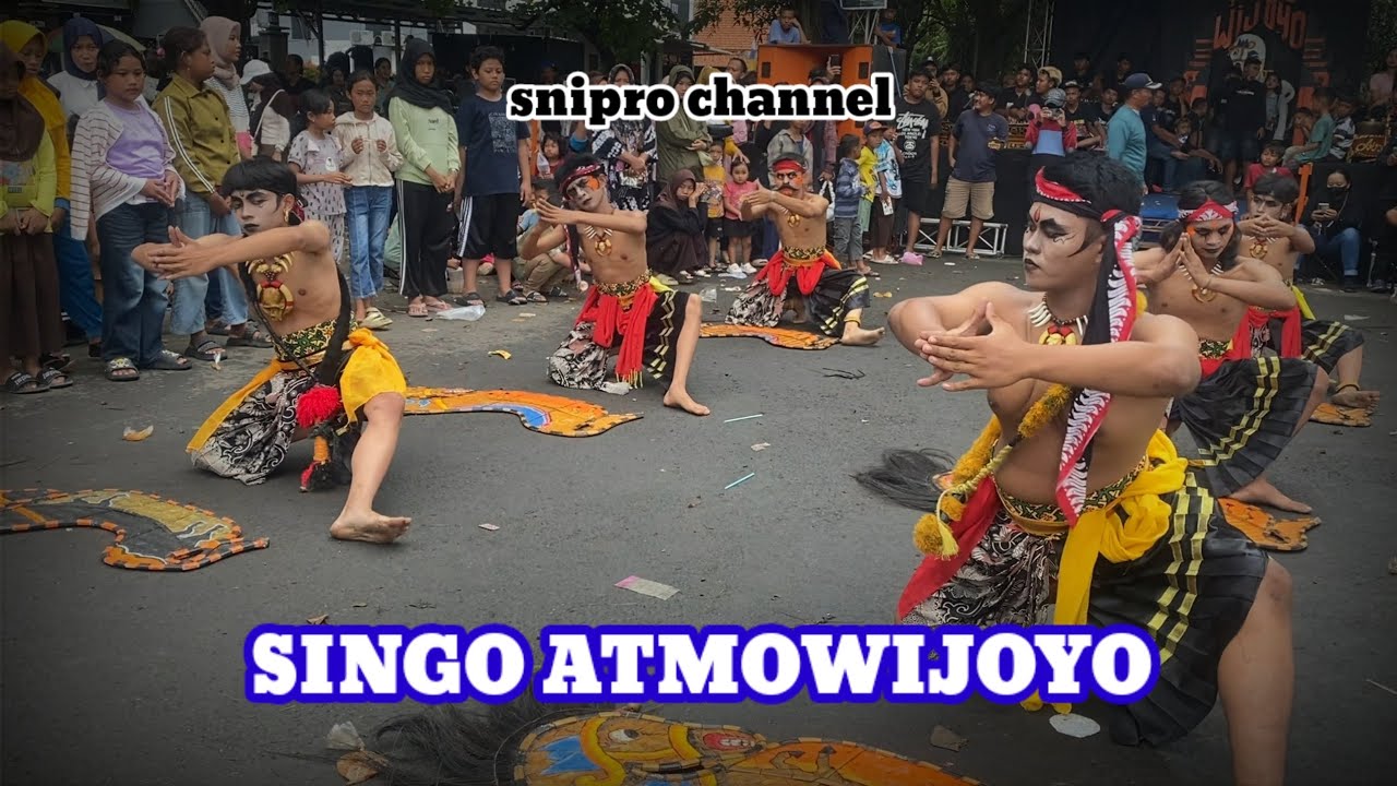 Tari jaran kepang putra bersama singo atmowijoyo