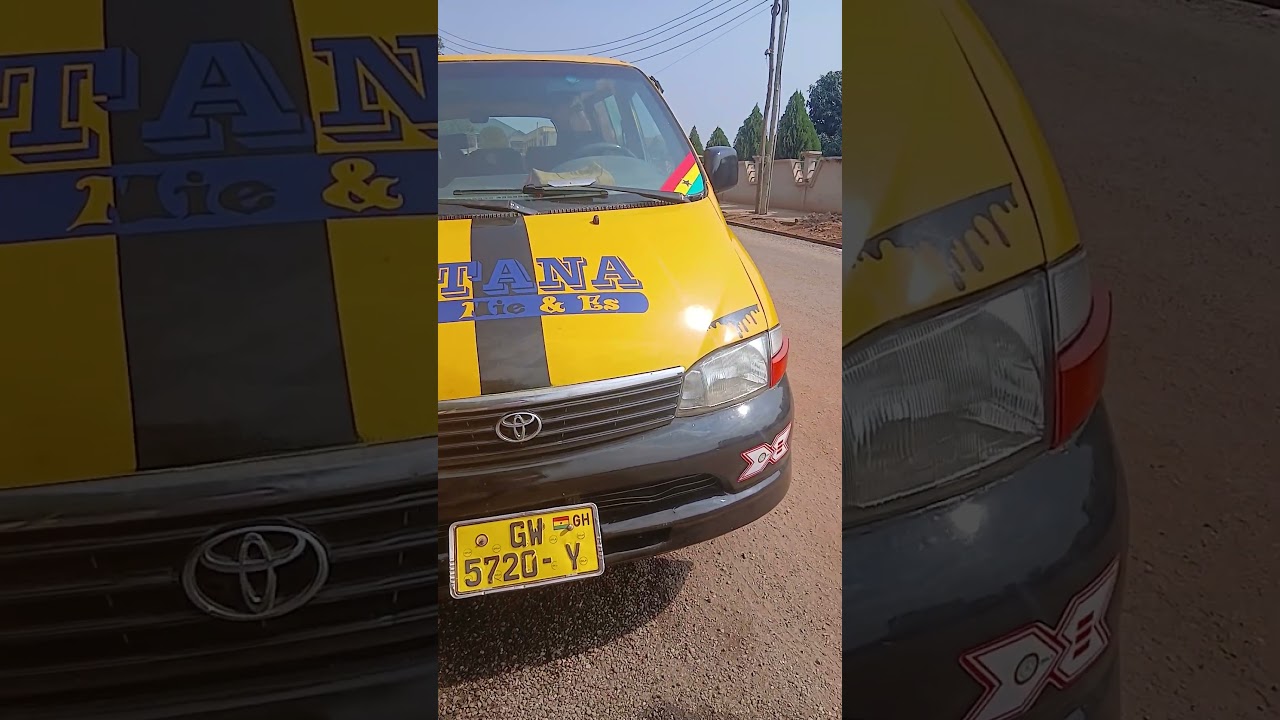 Toyota HiAce 2010 Yellow