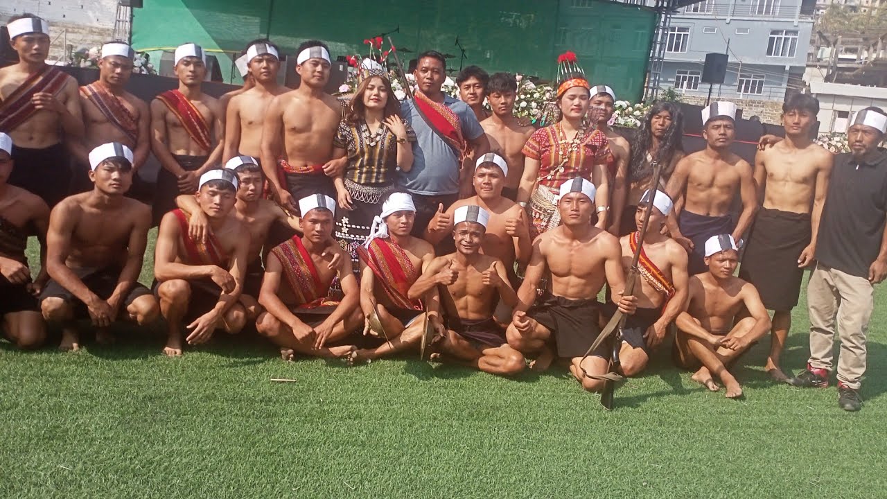 Diki Khawbel, Lairam mipui te lawm ahlawh hle mai