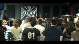 Three Days Grace - Break Live